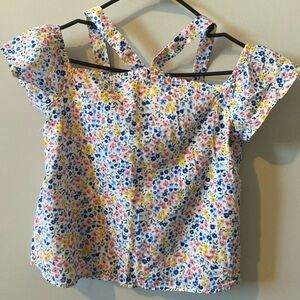 Girls Sz 13/14 floral lightweight top.
